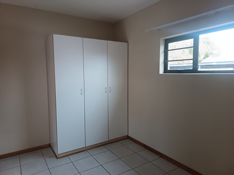 1 Bedroom Property for Sale in Rhodesdene Northern Cape